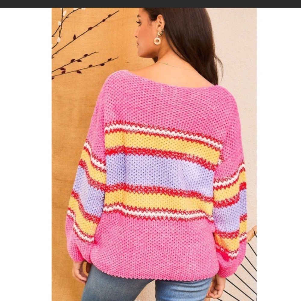 Round Neck Color Block Oversized Sweater - Picture 5 of 11